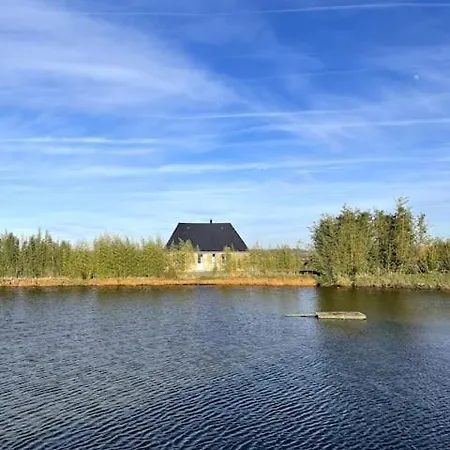 La Maison De La Mare